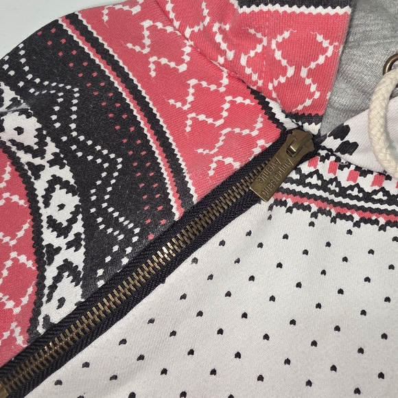 AMPERSAND AVE Fair Isle Double Hoodie Sweatshirt Gray Coral Black Nordic Print S - Picture 3 of 7